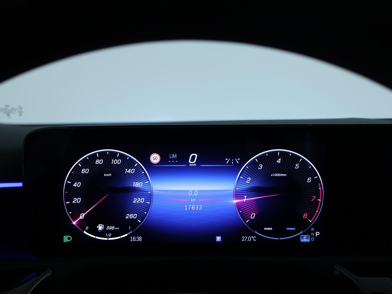 Mercedes-Benz A-KLASSE 180 Star Edition AMG Line | Panoramadak | Memory | Keyless Go | Head up | 360 gr Camera | Sfeerverlichting | Inclusief 24 maanden Mercedes-Benz Certified garantie voor Europa.