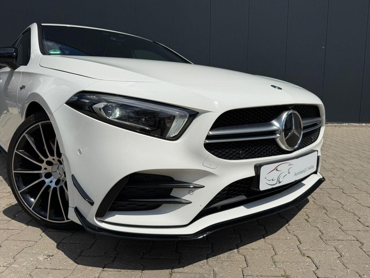 Mercedes-Benz A-KLASSE AMG 35 4MATIC Aero / Burmester / Schaalstoelen