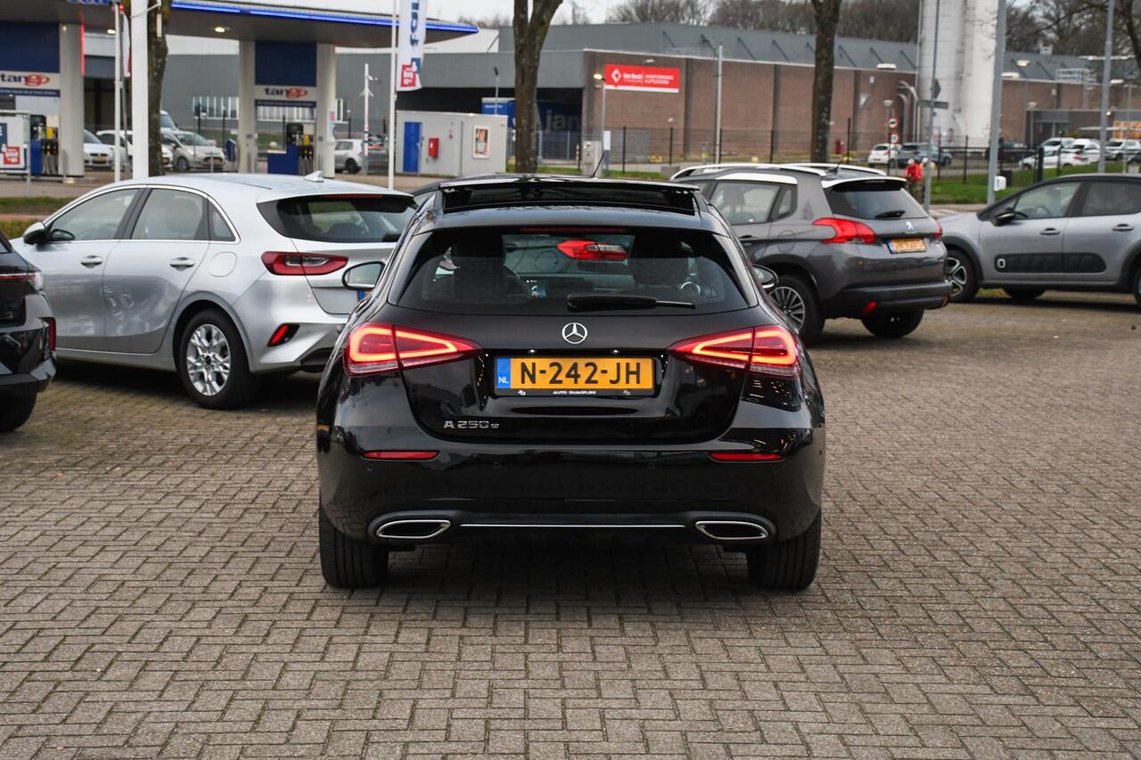 Mercedes-Benz A-KLASSE 250 e Business Solution Luxury Limited 1 EIGENAAR
