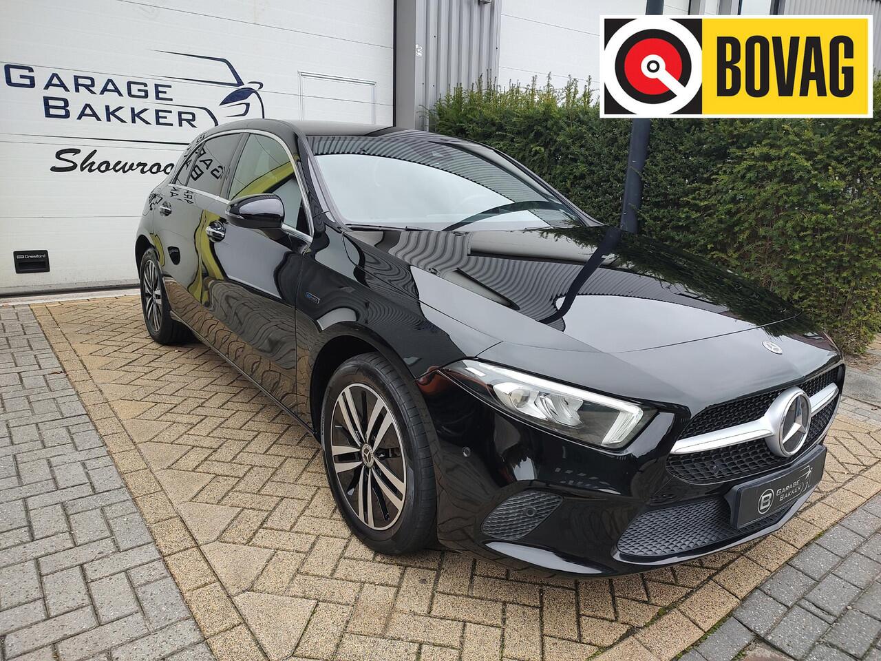 Mercedes-Benz A-KLASSE 250 e Business Line Plug-In Trekhaak Leder Carplay Navi Led 360-Camera Widescreen