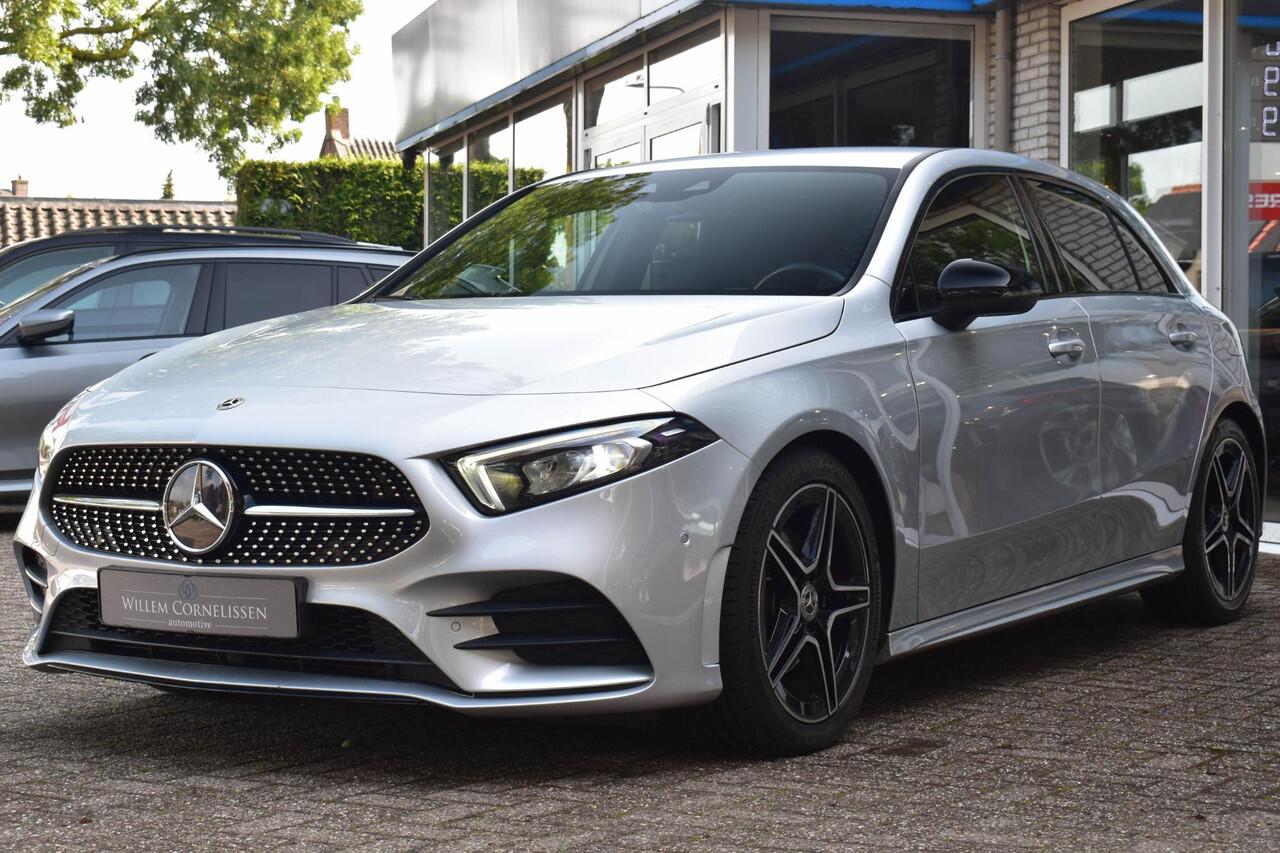 Mercedes-Benz A-KLASSE 180 Business Solution AMG Sfeerverlicht