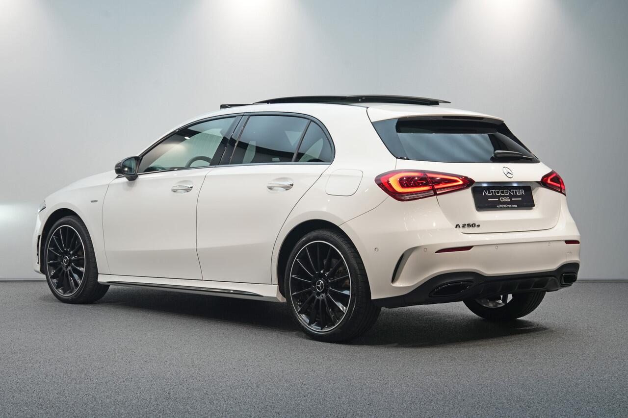 Mercedes-Benz A-KLASSE 250 e AMG ? EDITION ? BURMESTER ? KEYLESS ? DISTRONIC ? PANO ? NIGHT