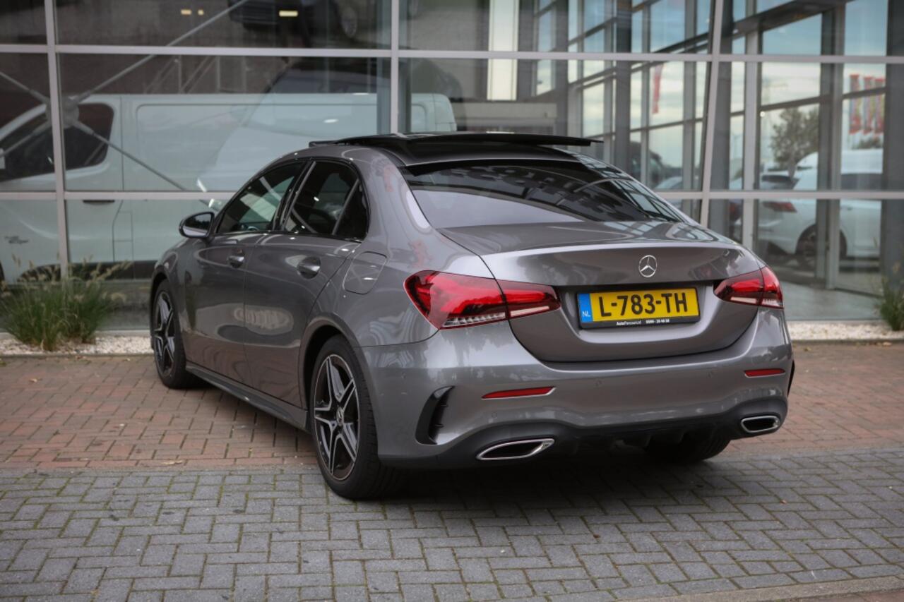 Mercedes-Benz A-KLASSE 180 Bns Sol. AMG | Pano | Sfeerverlichting |