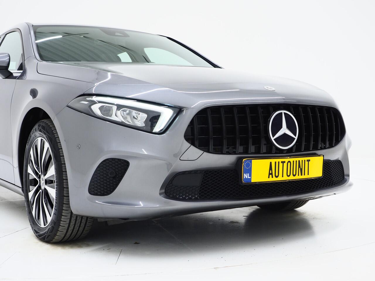 Mercedes-Benz A-KLASSE 250 e Panamericana | Panoramadak | Widescreen | Camera | Leder | Zwarte Hemel | Cruise | DAB