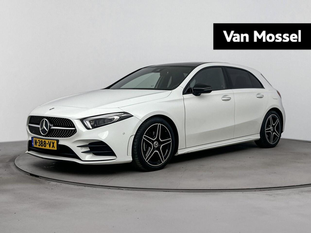 Mercedes-Benz A-KLASSE 200 Business Solution AMG 163PK | Schuif-/Kanteldak | Wegklapbare Trekhaak | Memory Stoelen | Sfeerverlichting | Achteruitrijcamera | Stoelverwarming | Apple CarPlay & Android Auto
