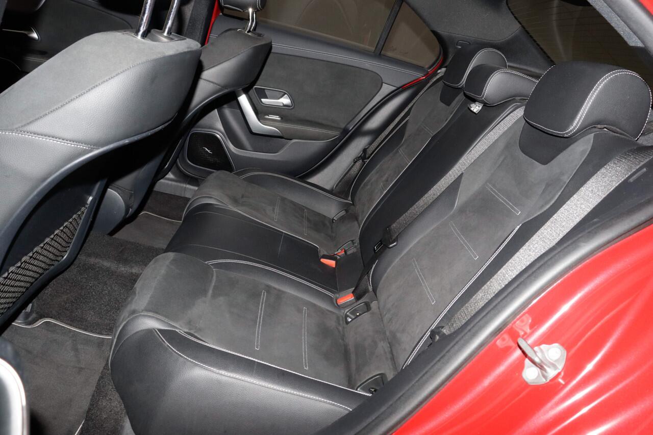 Mercedes-Benz A-KLASSE 250 e AMG SOLUTION BURMESTER | AMBIENT LIGHT | CAMERA | CARPLAY | STOELVERW | DAB | LMV 18''