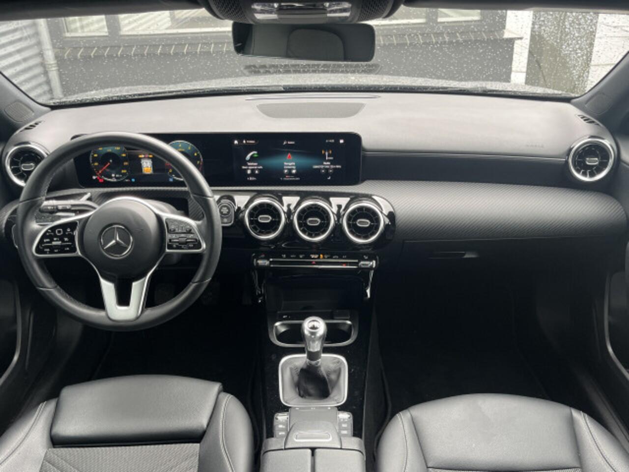 Mercedes-Benz A-KLASSE 180 Business Solution