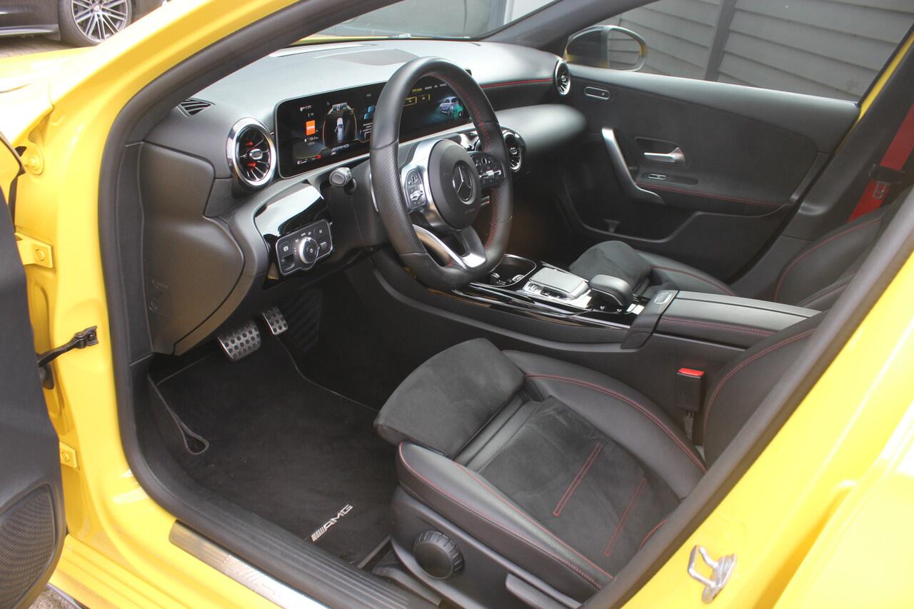Mercedes-Benz A-KLASSE AMG 35 4MATIC - WIDESCREEN - ALCANTARA - CARPLAY - CAMERA -