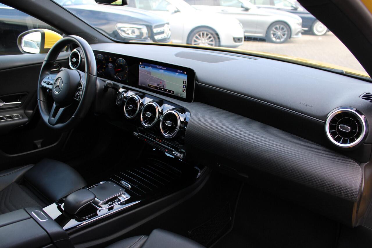 Mercedes-Benz A-KLASSE 180 AUT7 Business Solution PANORAMADAK NAVI CAMERA WIDESCREEN