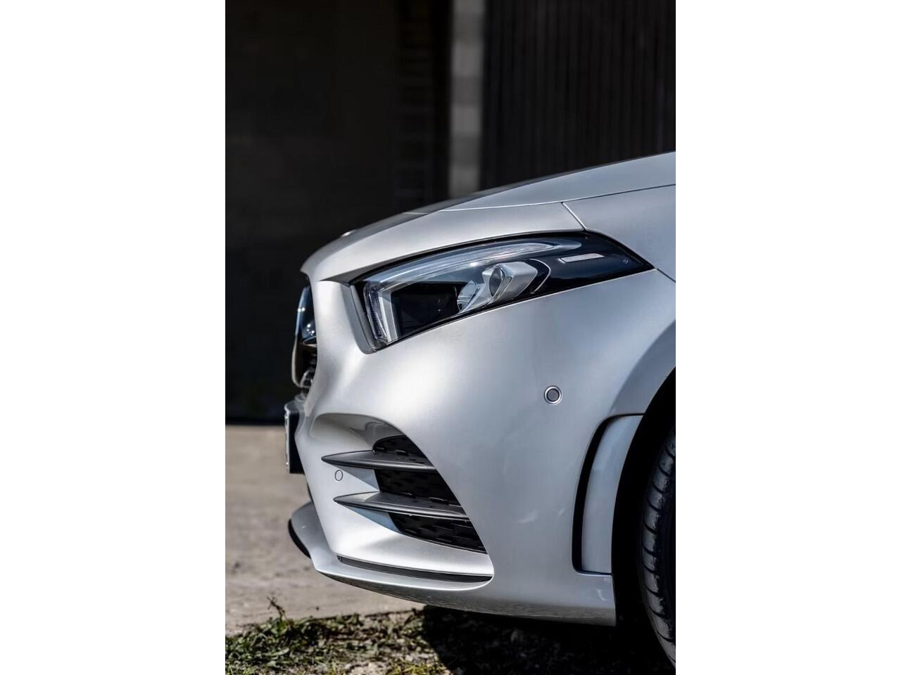 Mercedes-Benz A-KLASSE 250e AMG ** LED, MBUX+, 19-inch LMV, ADAPT. CRUISE, NIGHT PAKKET ** 1e EIG - UNFALLFREI - JUNGE STERNE ** ** INFORMEER OOK NAAR ONZE AANTREKKELIJKE FINANCIAL-LEASE TARIEVEN **