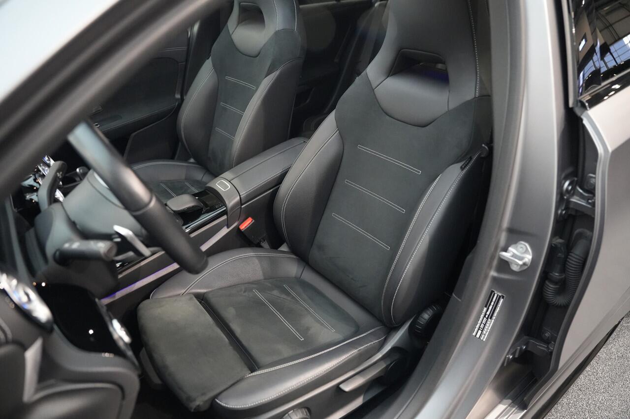 Mercedes-Benz A-KLASSE 250 e AMG MAGNO MAT ? NIGHT ? PANO ? CAMERA ? SFEER ? MBUX-HIGH END