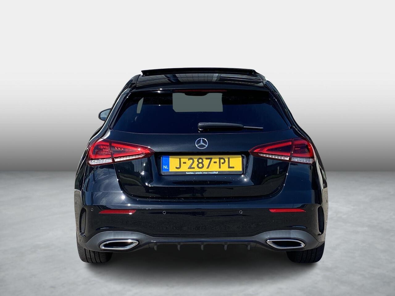 Mercedes-Benz A-KLASSE 180 AMG | Panoramadak | Night Pakket