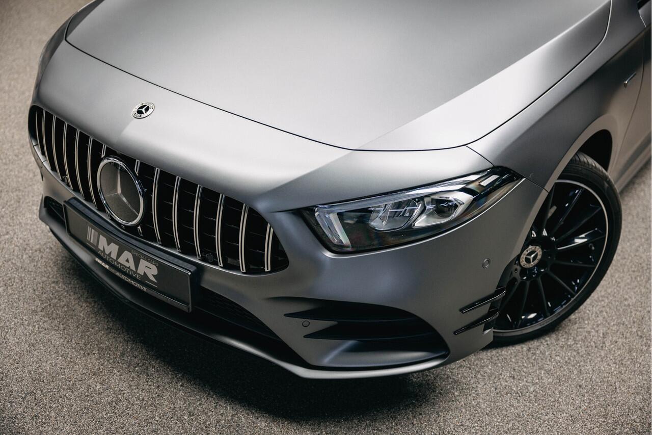Mercedes-Benz A-KLASSE 250 e | Burmester | Pano | Hybride | Matte Grijs | Head-Up | Stoelverwarming |