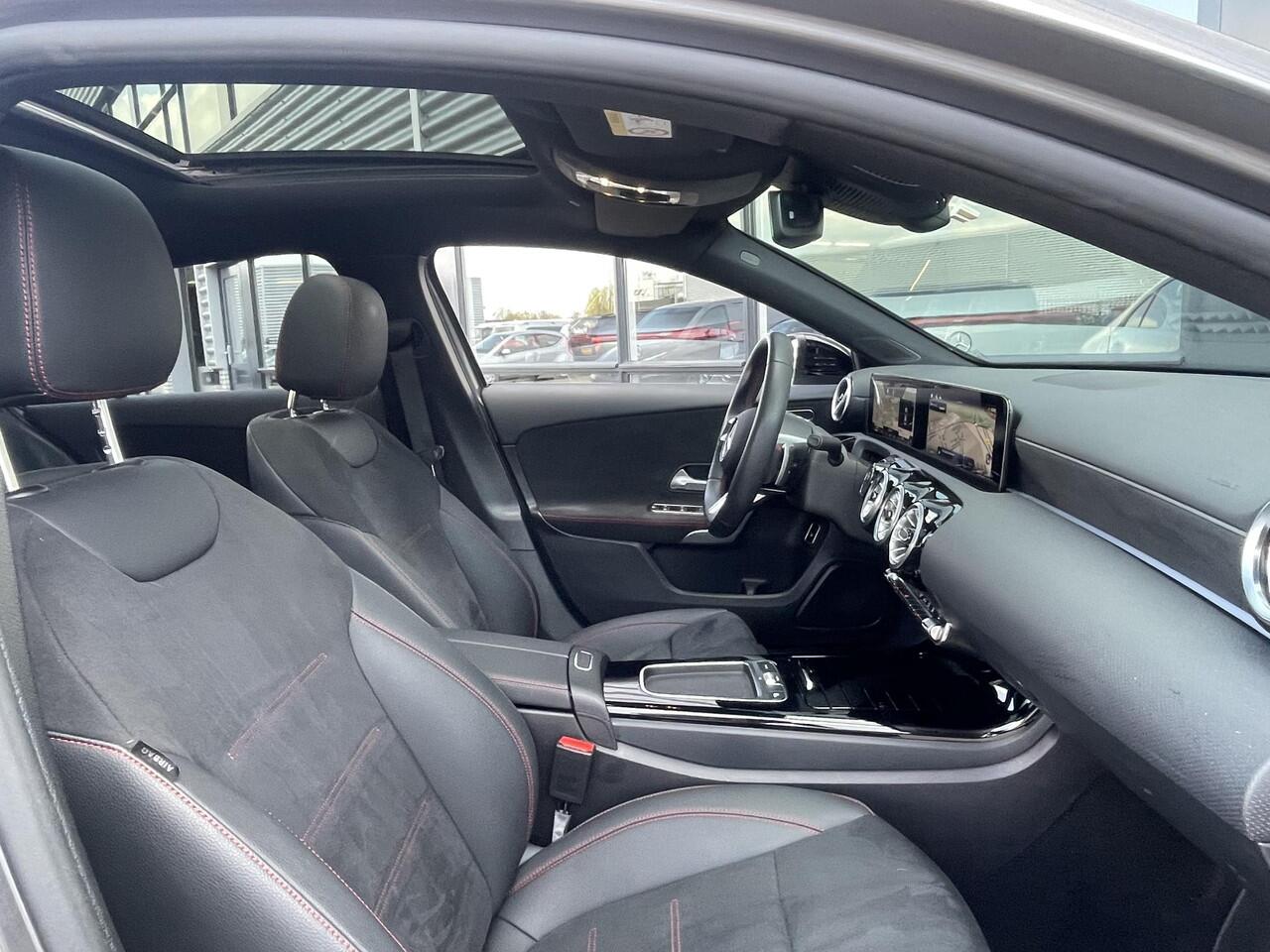 Mercedes-Benz A-KLASSE 250 e AMG | Panoramadak