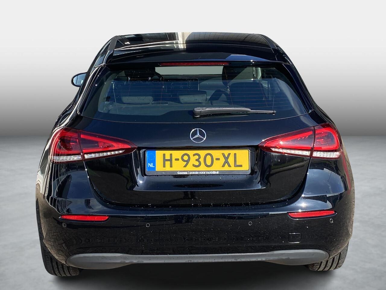 Mercedes-Benz A-KLASSE 180 Business Solution