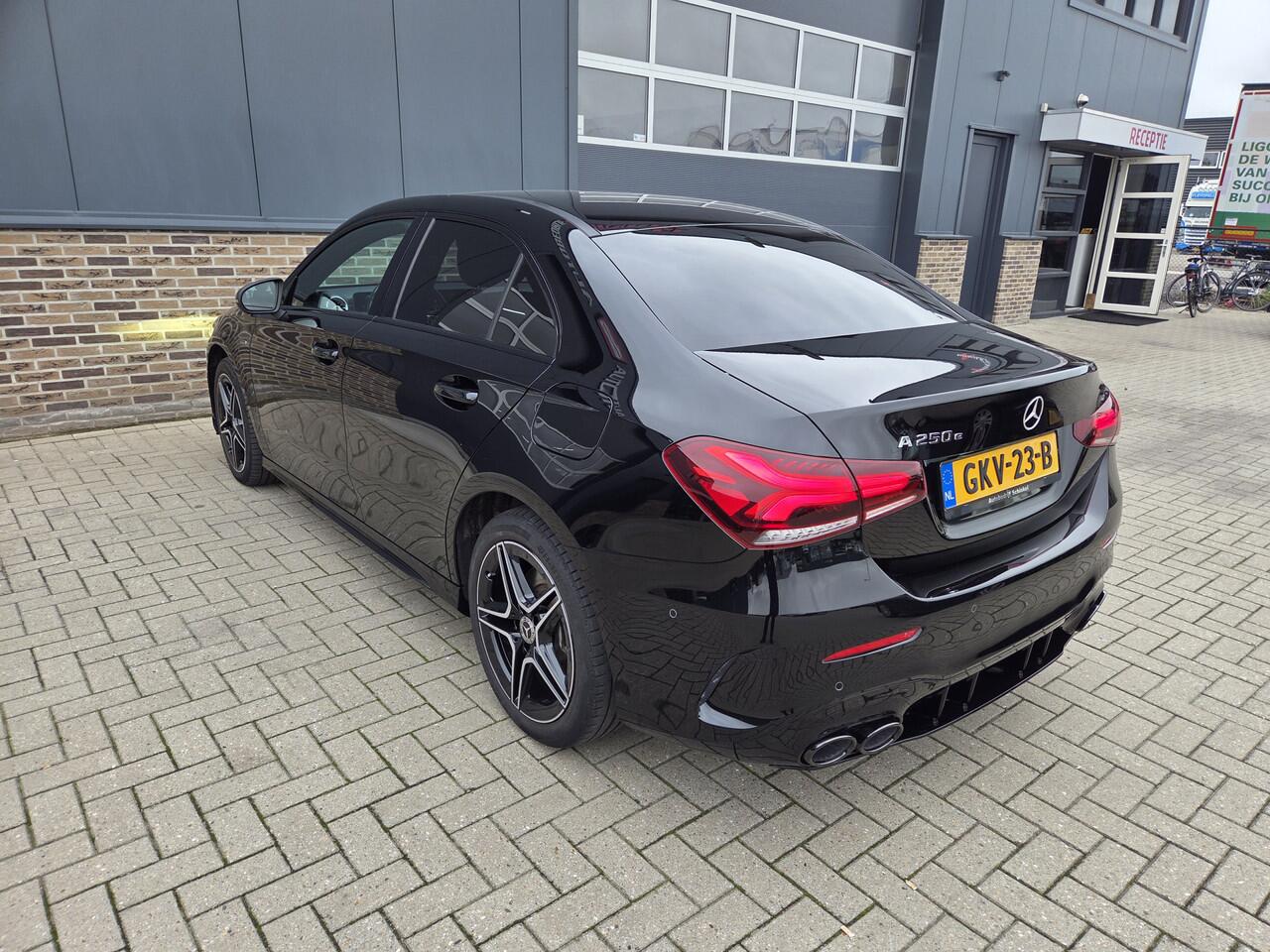 Mercedes-Benz A-KLASSE 250 e Business Solution AMG Limited