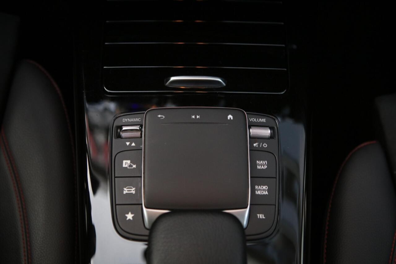 Mercedes-Benz A-KLASSE 200 Bns Sol. AMG | Sfeerverlichting |