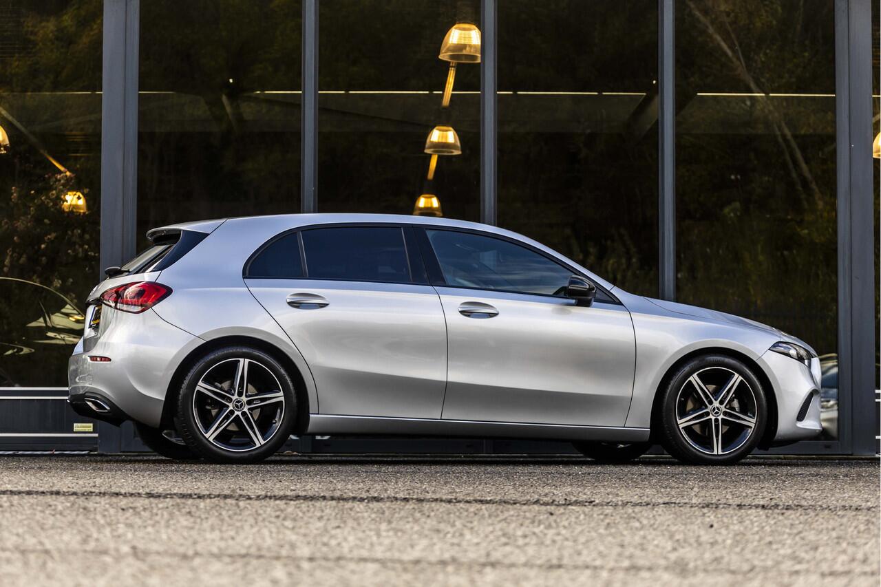 Mercedes-Benz A-KLASSE 180 Business Solution