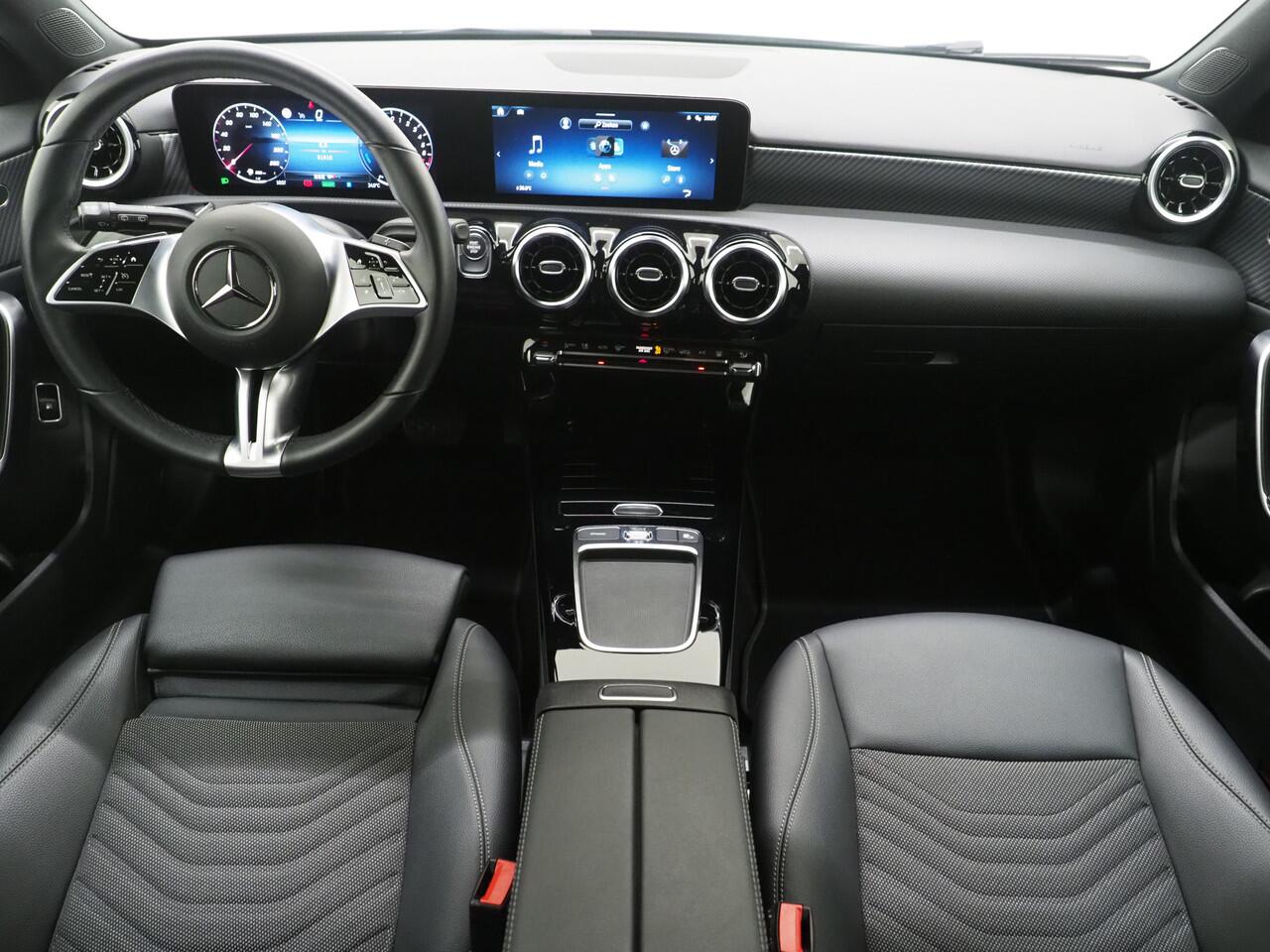 Mercedes-Benz A-KLASSE 250 e Panamericana | Nieuw Model | Widescreen | Carbon | Camera | Cruise | Carplay