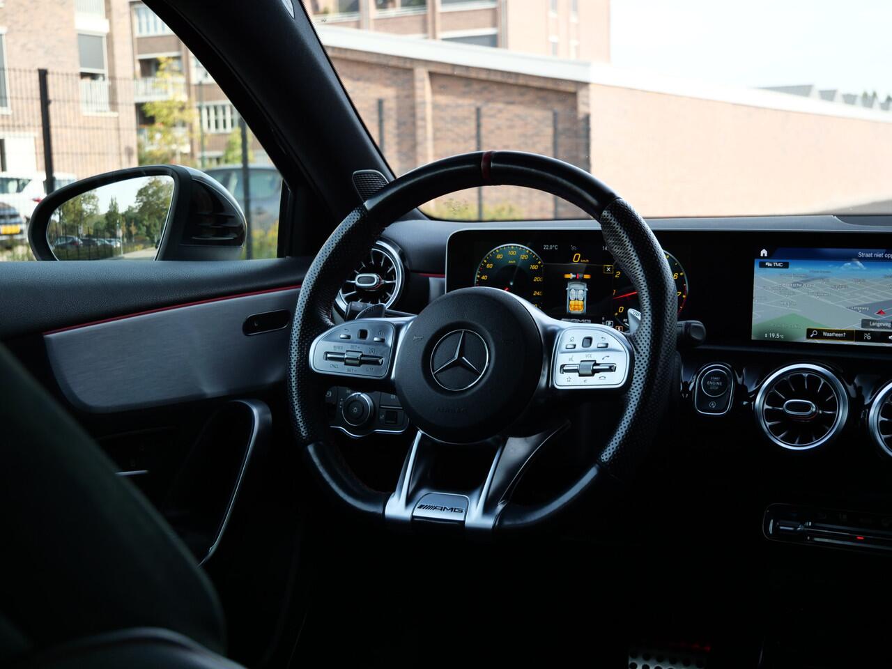 Mercedes-Benz A-KLASSE AMG 35 4MATIC 306pk Edition 1 Automaat Sfeerverlichting / Burmester / Apple Carplay