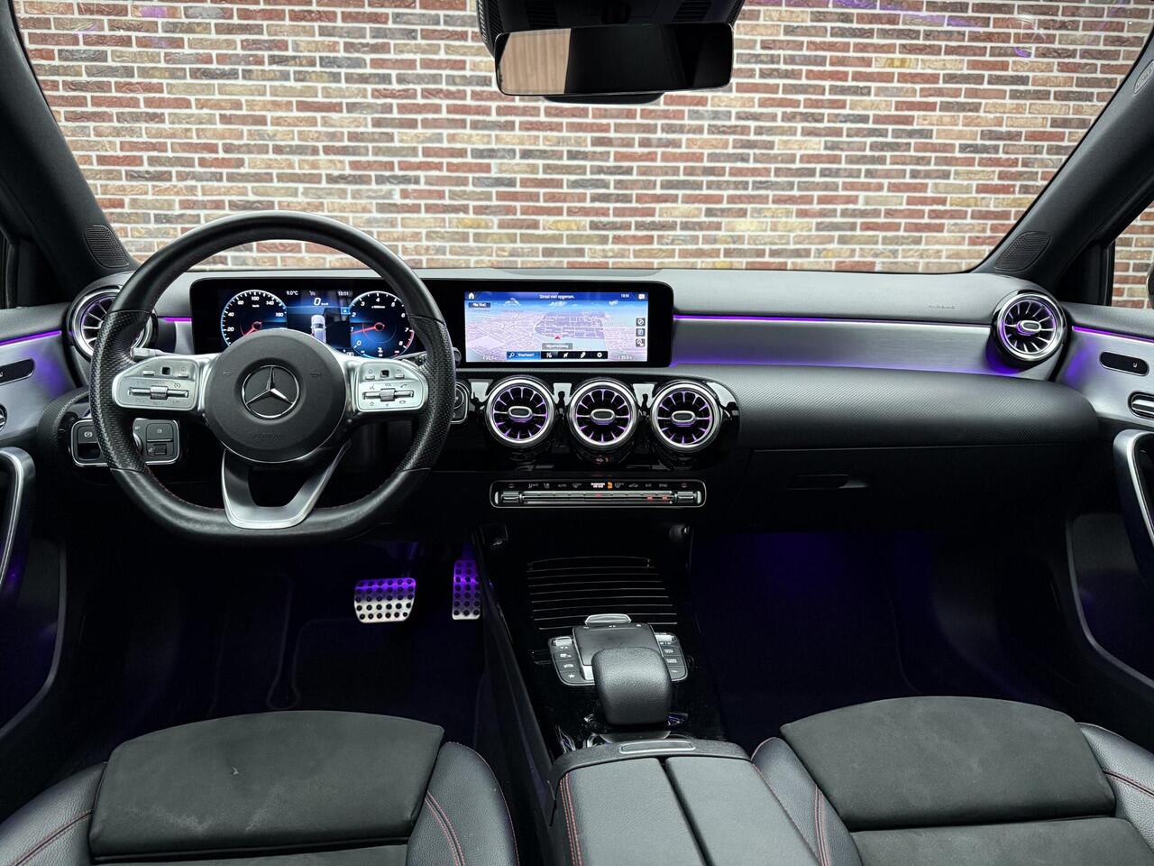 Mercedes-Benz A-KLASSE 200 AMG DAK SFEER MEMORY CAMERA BLINDSPOT