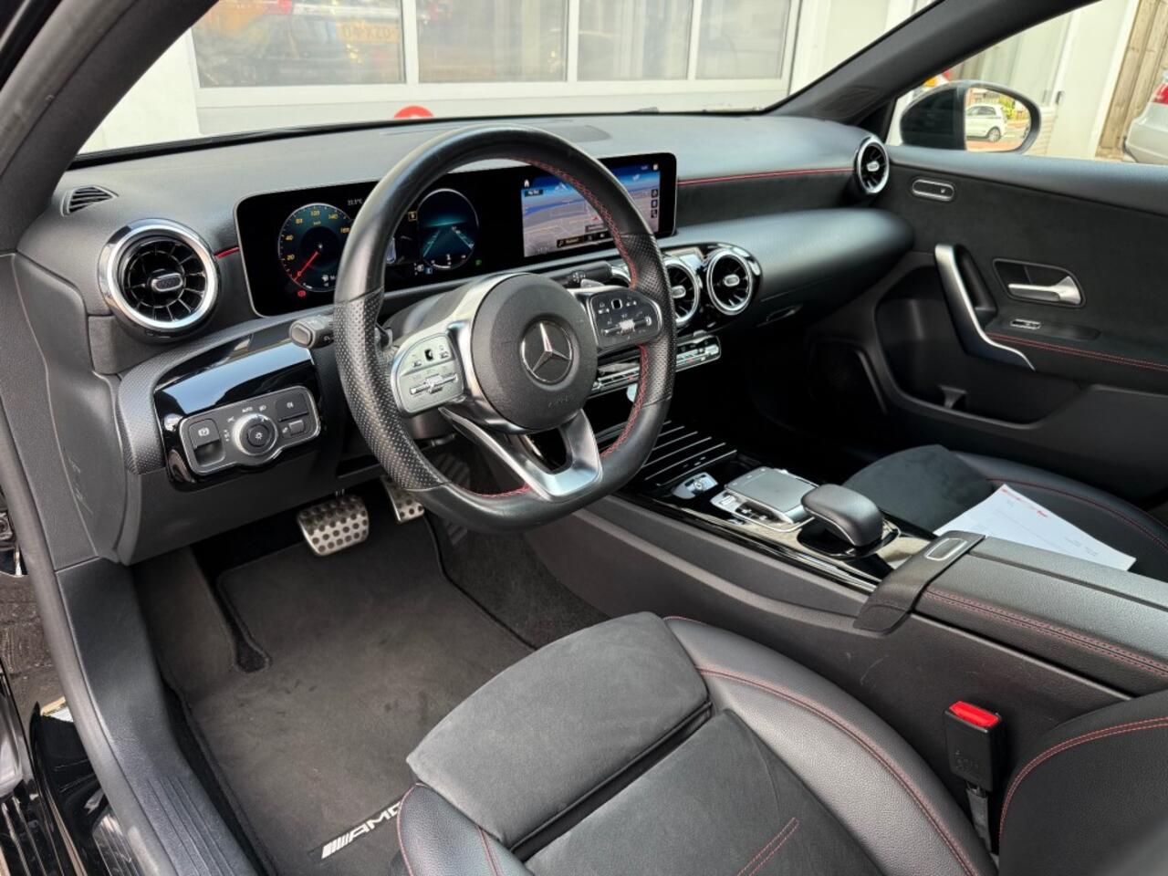 Mercedes-Benz A-KLASSE A180 Business Solution AMG Navi Camera Widescreen