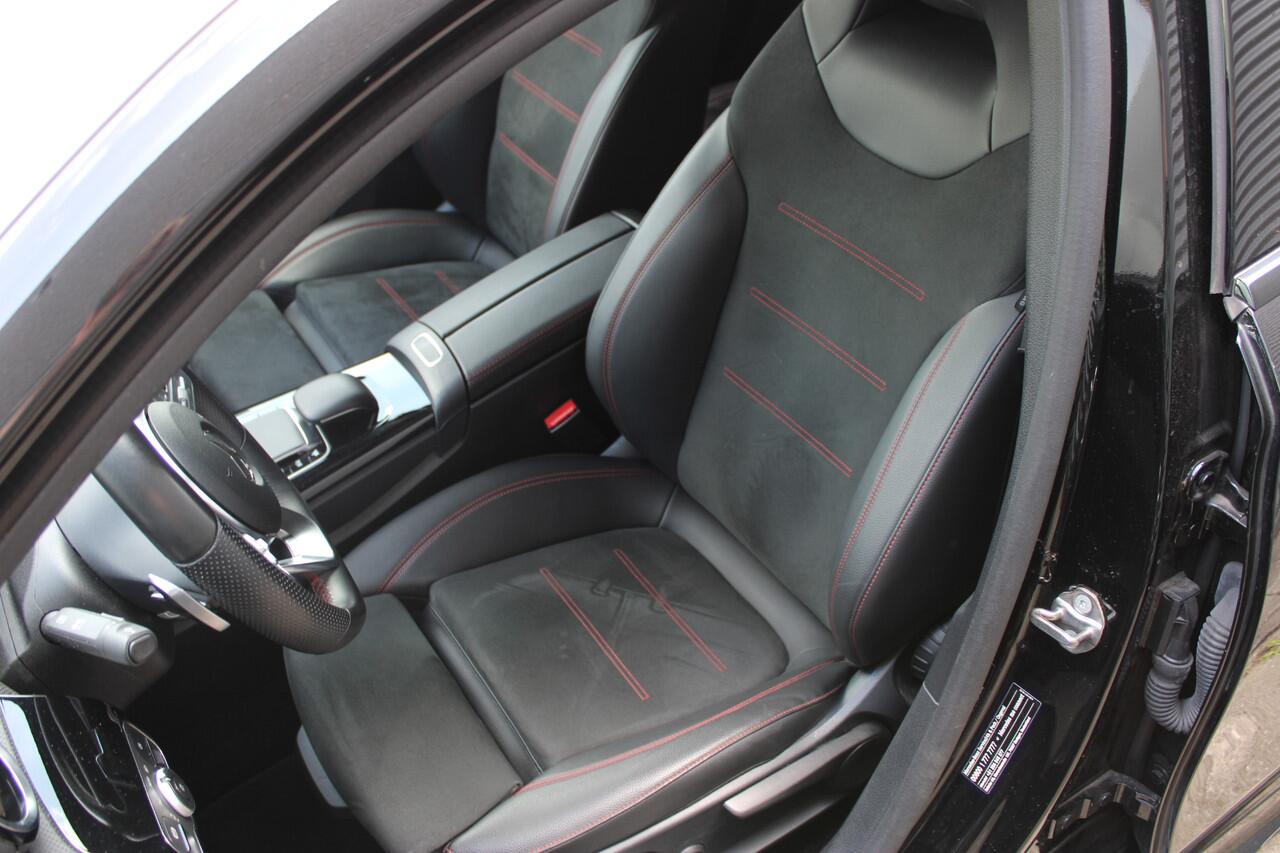 Mercedes-Benz A-KLASSE 200 AMG-Line Night Upgrade Panoramadak Camera