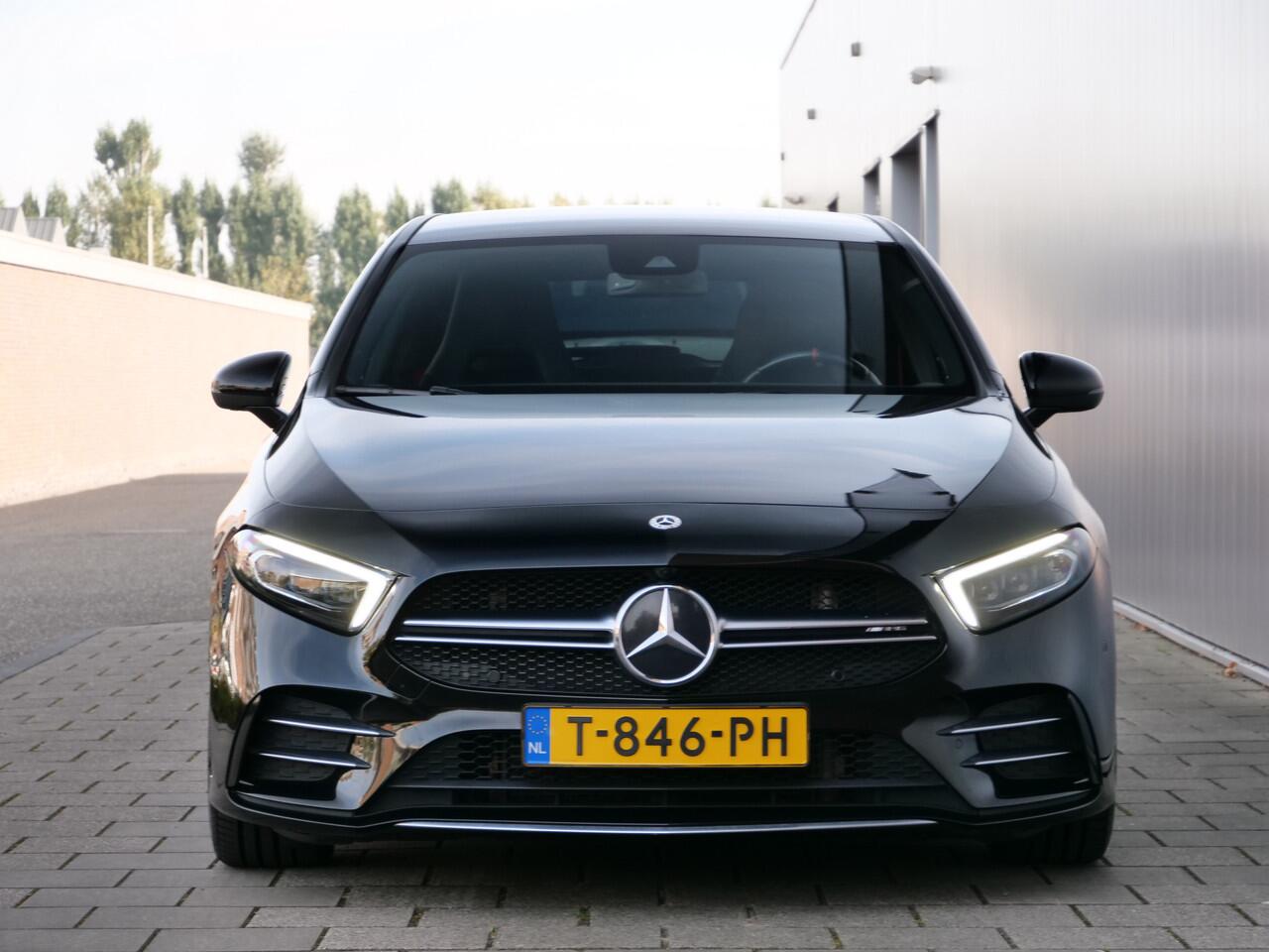Mercedes-Benz A-KLASSE AMG 35 4MATIC 306pk Edition 1 Automaat Sfeerverlichting / Burmester / Apple Carplay