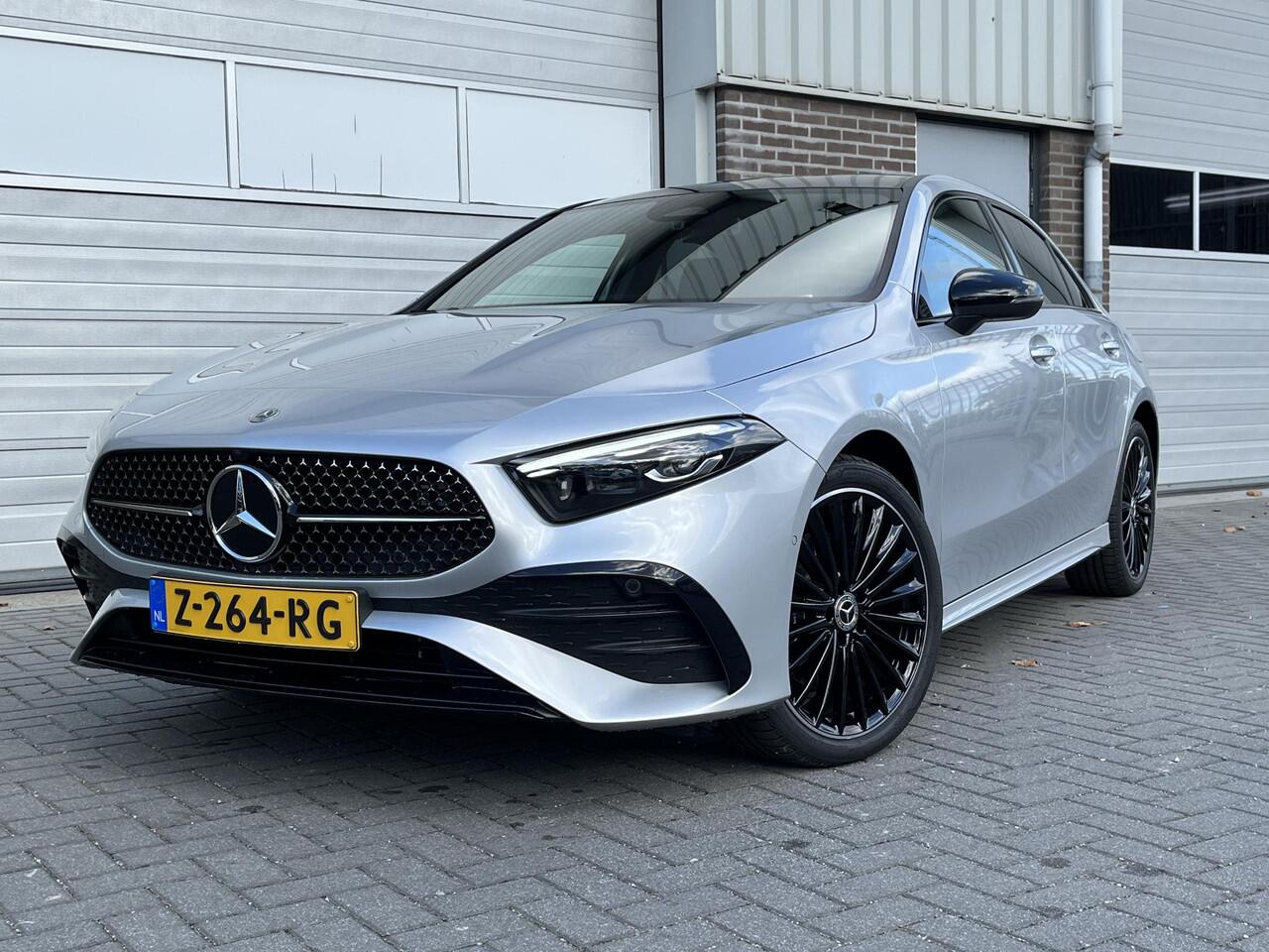 Mercedes-Benz A-KLASSE Limousine 250 e AMG Line | Night Pakket | Panoramadak | Premium Pakket | Multibeam LED Koplampen | Dodehoekassistent | Advanced Sound System | Apple CarPlay | Android Auto | Sfeerverlichting | Stoelverwarming | Achteruitrijcamera