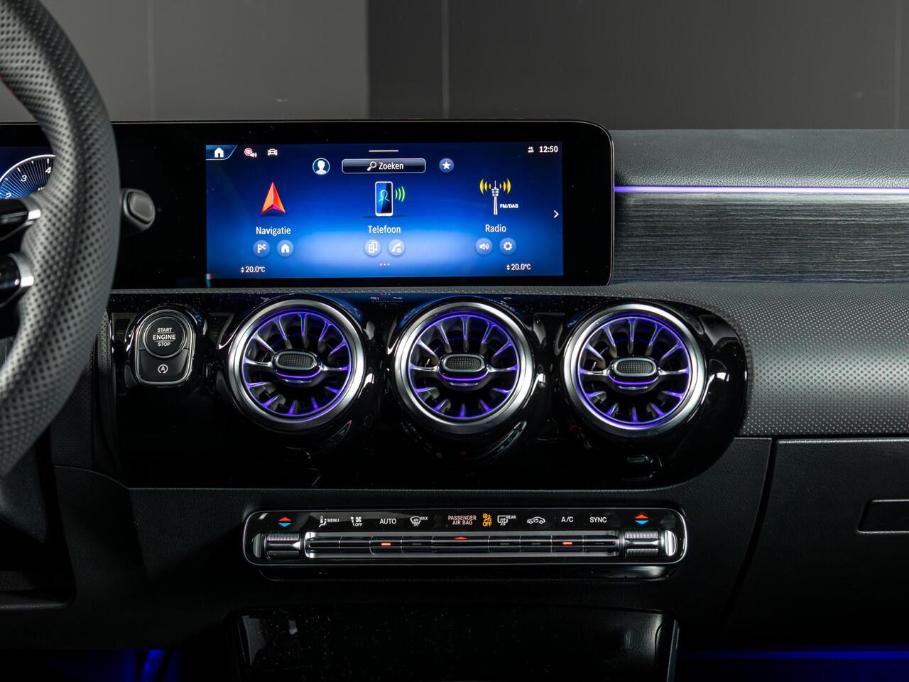 Mercedes-Benz A-KLASSE Hatchback 180 Business Solution AMG Premium PLUS | Panorama dak