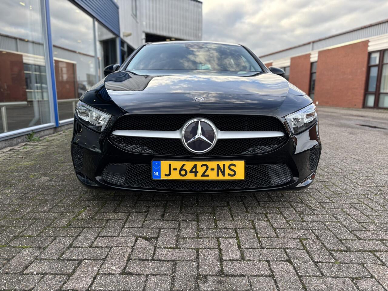 Mercedes-Benz A-KLASSE 160 Business Solution
