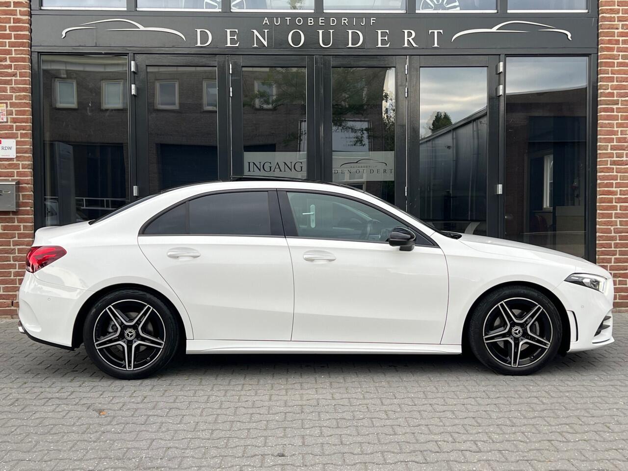 Mercedes-Benz A-KLASSE 200 Business Solution AMG AUT. / PANO / WIDESCREEN
