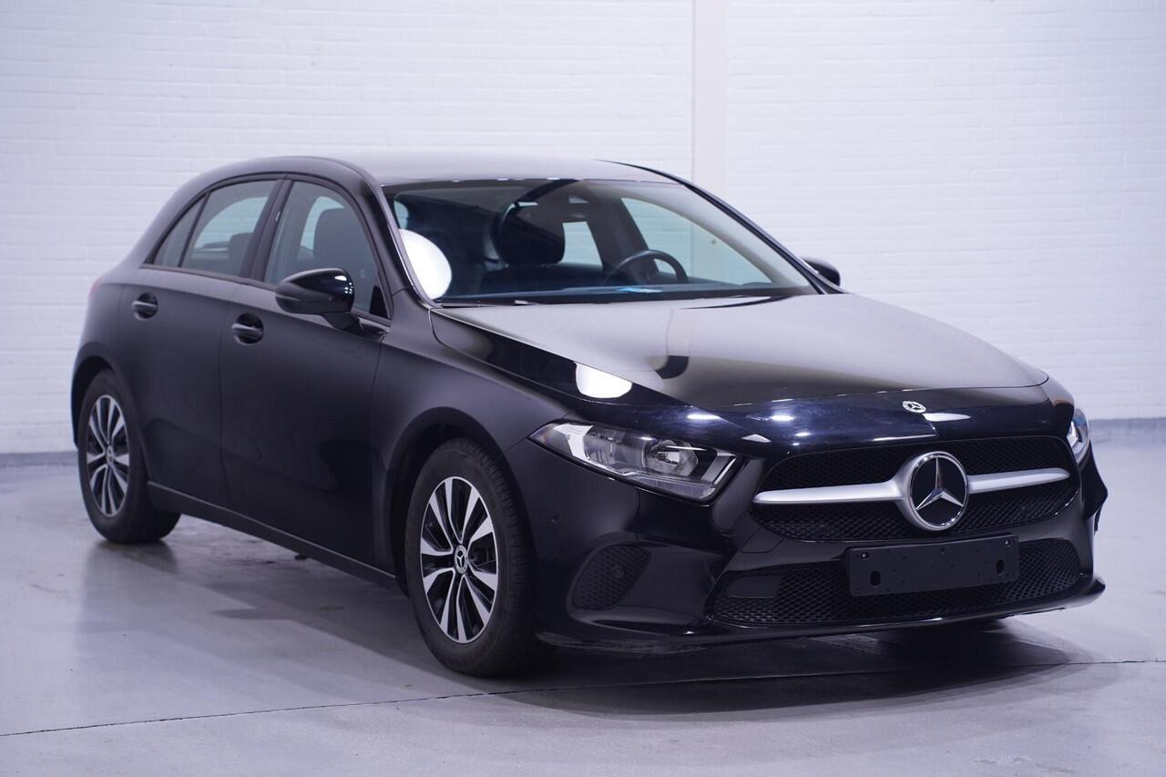 Mercedes-Benz A-KLASSE 180d Design Navi Camera Stoelverwarming PDC v+a
