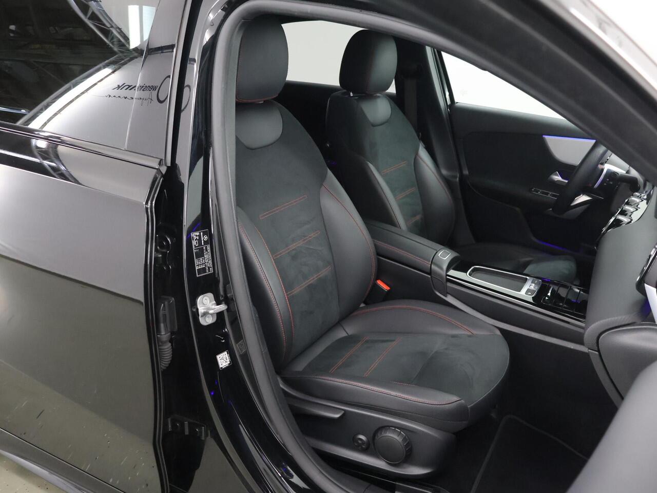 Mercedes-Benz A-KLASSE 250 e AMG Line | Night pakket | Stoelverwarming | Keyless GO |