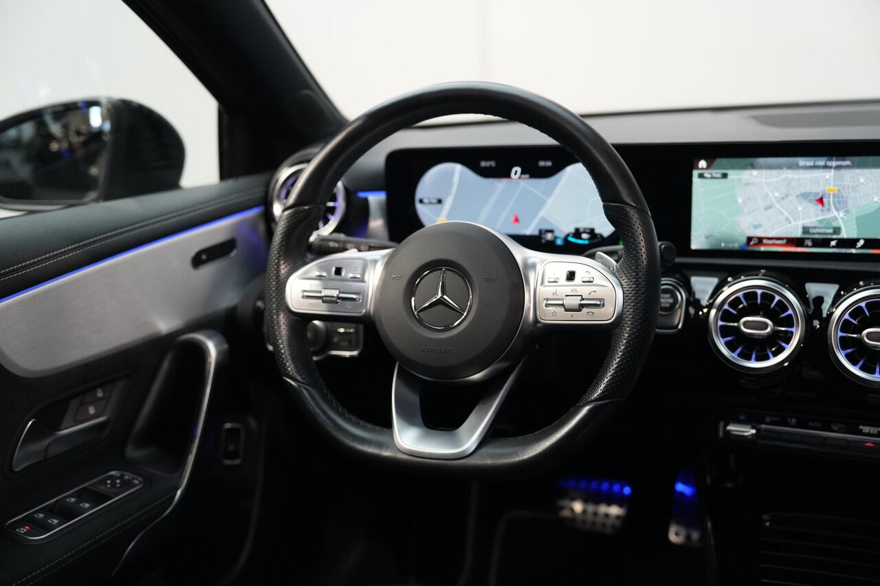 Mercedes-Benz A-KLASSE 250 e AMG MAGNO MAT ? PANO ? NIGHT ? CAMERA ? SFEER ? MBUX-HIGH END