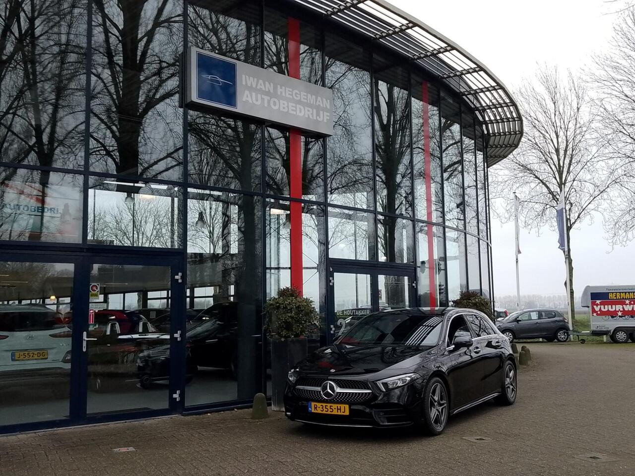 Mercedes-Benz A-KLASSE 200 Premium AMG Styling AUTOMAAT | Navi | Sfeerverlichting | ECC | PDC + Camera | LM Velgen