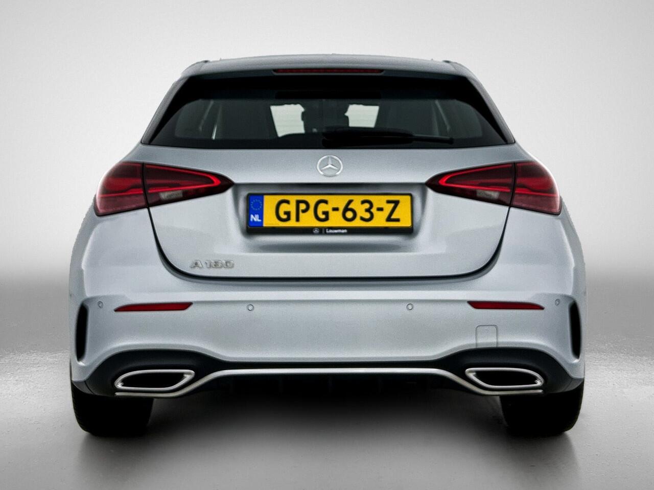 Mercedes-Benz A-KLASSE 180 AMG Star Edition AMG Line | Ledkoplampen | Apple CarPlay | Licht- en zicht pakket | Keyless-Go | Spiegel Pakket | Stoelverwarming. Inclusief 24 maanden MB Certified garantie voor Europa.