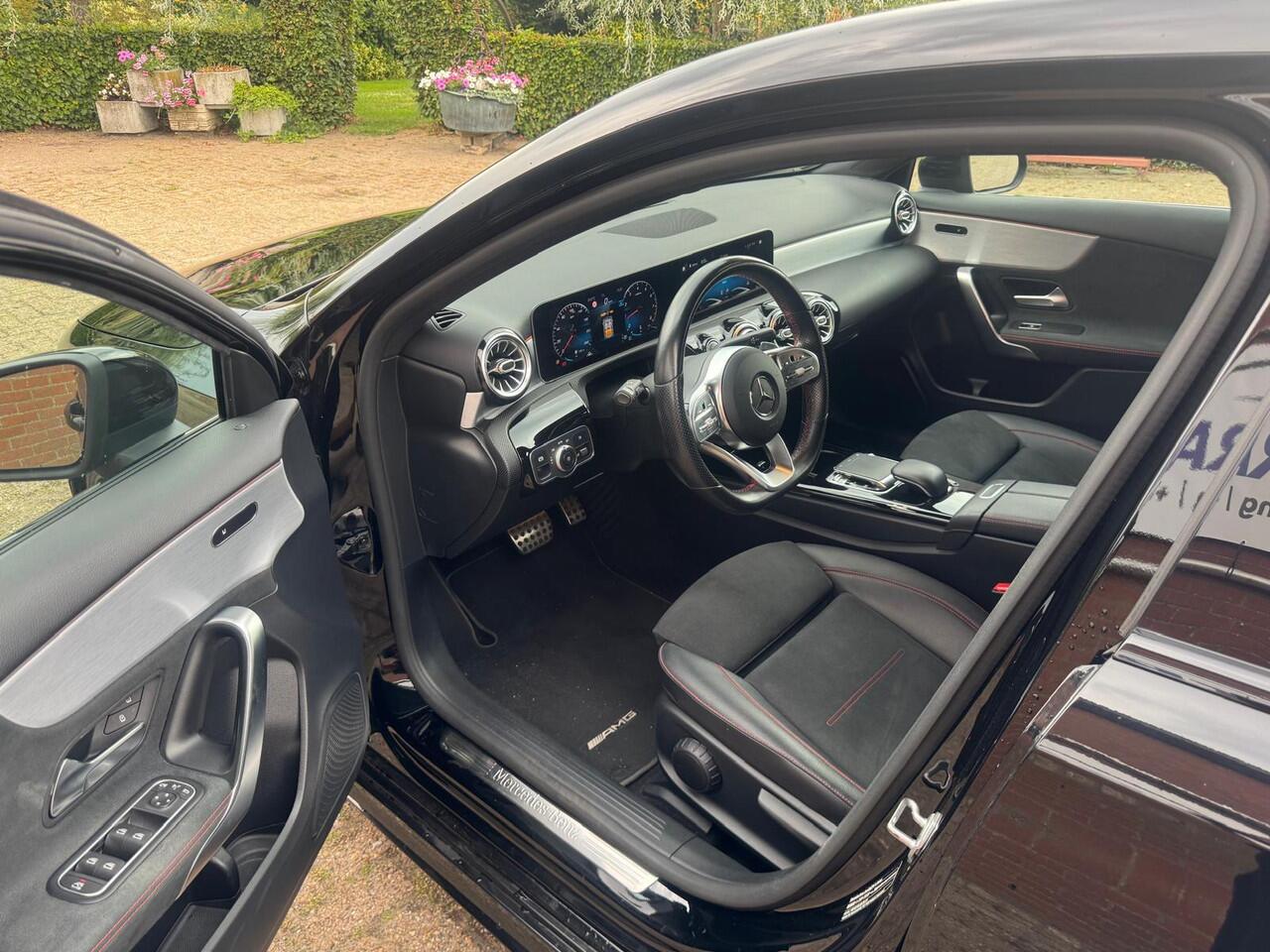 Mercedes-Benz A-KLASSE 200 Business Solution AMG