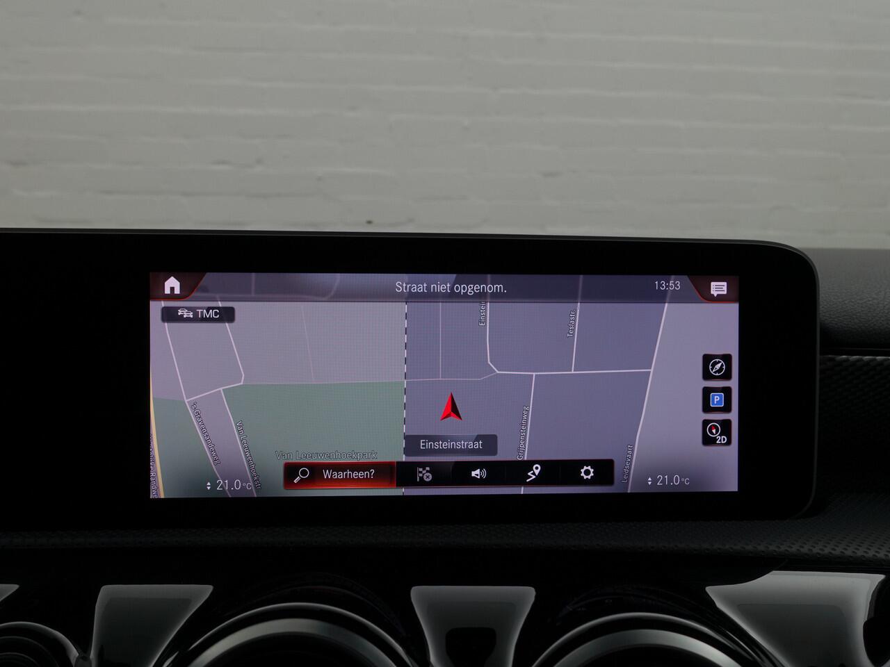 Mercedes-Benz A-KLASSE 220 AMG Prestige Plus Aut- Memory Seats, Camera, Park Assist, Leder Interieur, Xenon Led, Keyless, Zitcomfort