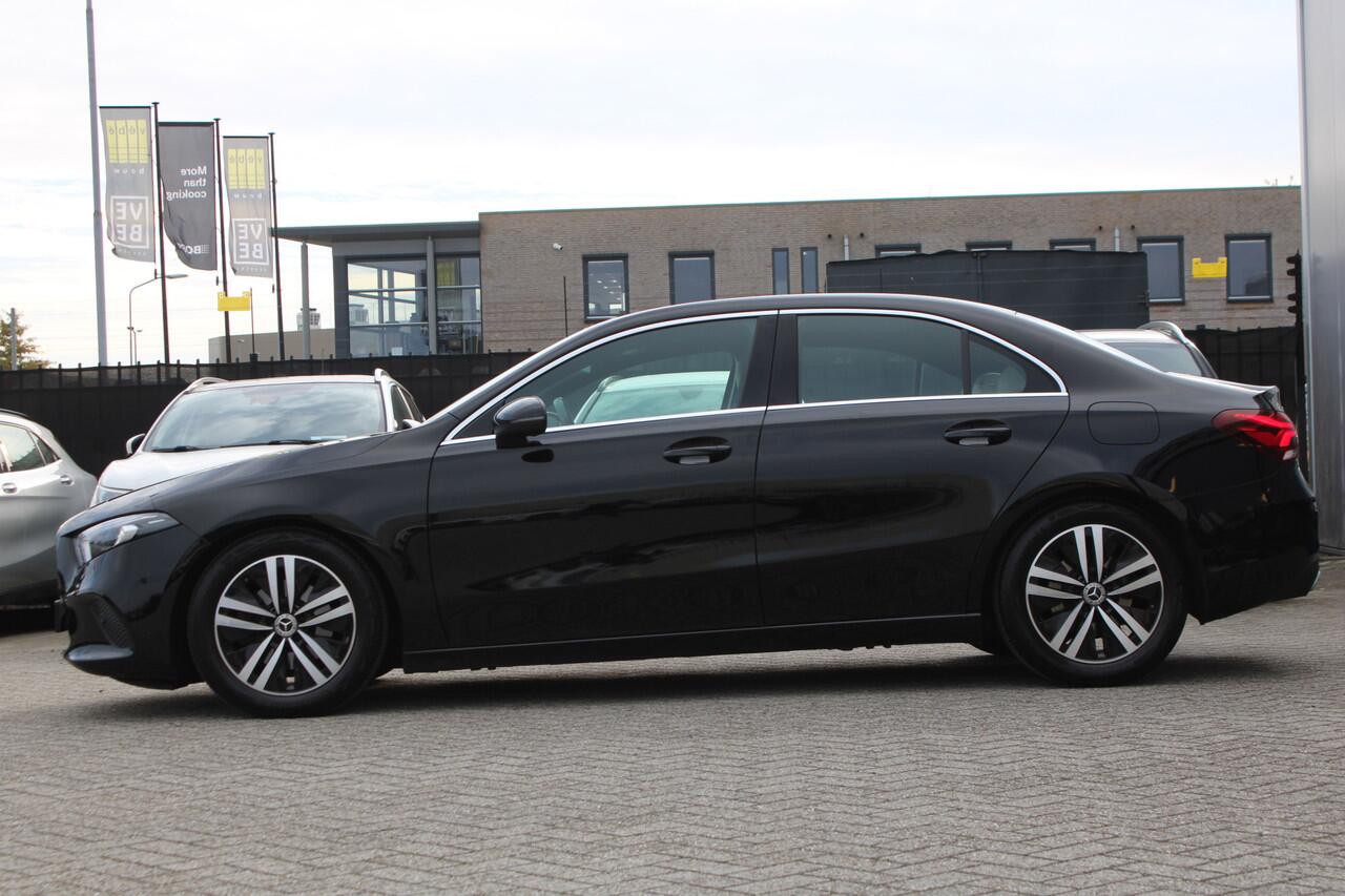 Mercedes-Benz A-KLASSE 200 AUT7 Business Solution Luxury LEDER SFEER WIDESCREEN NL AUTO