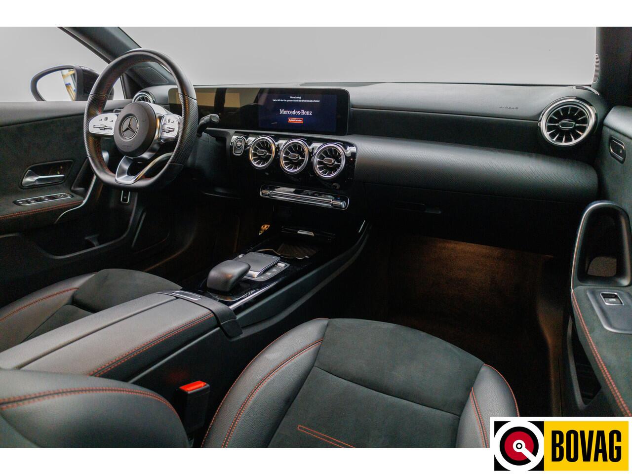 Mercedes-Benz A-KLASSE 250 e AMG Line | Cruise-control | PDC V+A + Camera | Stoelverwarming Sfeerverlichting, Extra getint glas, Navigatie, Aplle Carplay/Android auto, Keyless