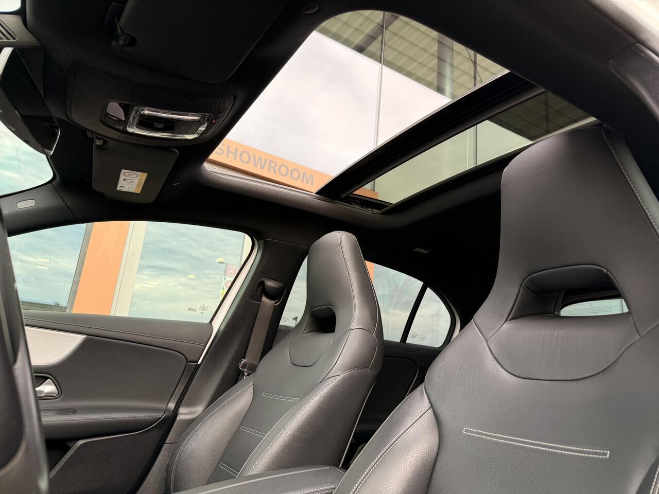 Mercedes-Benz A-KLASSE 250 e AMG Line | Nightpakket | Pano | Leder | El. stoelen | Achteruitrijcamera | Apple Carplay / Android Auto
