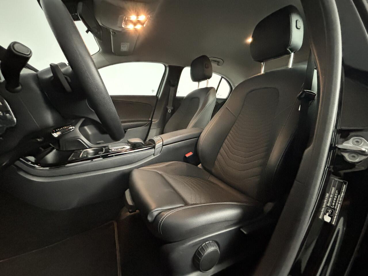 Mercedes-Benz A-KLASSE 250 e Style Style | Plug-in Hybrid | M-Bux | LED-koplampen