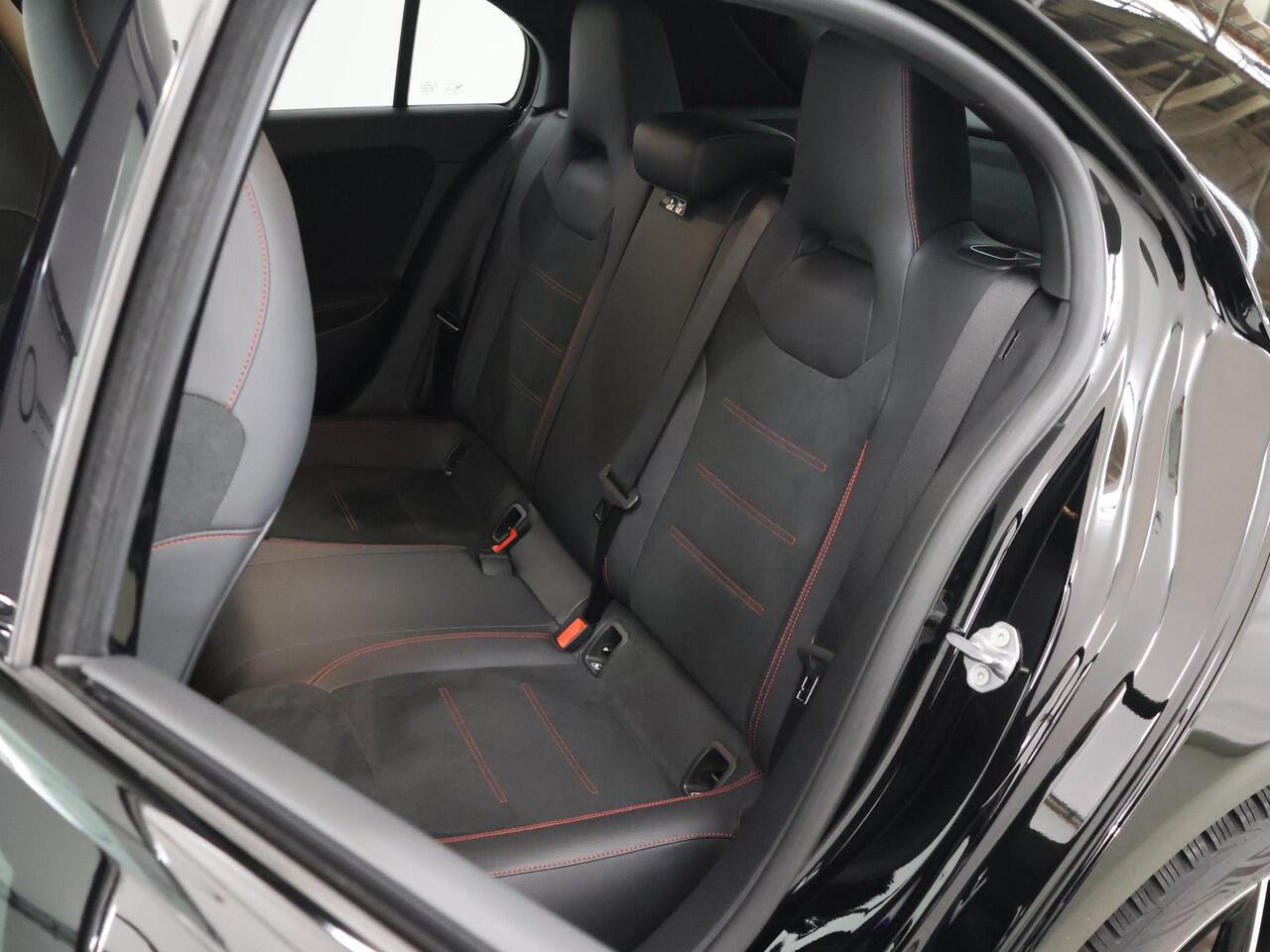 Mercedes-Benz A-KLASSE 250 e AMG Line | Night pakket | Apple carplay | Sfeerverlichting | Widescreen |