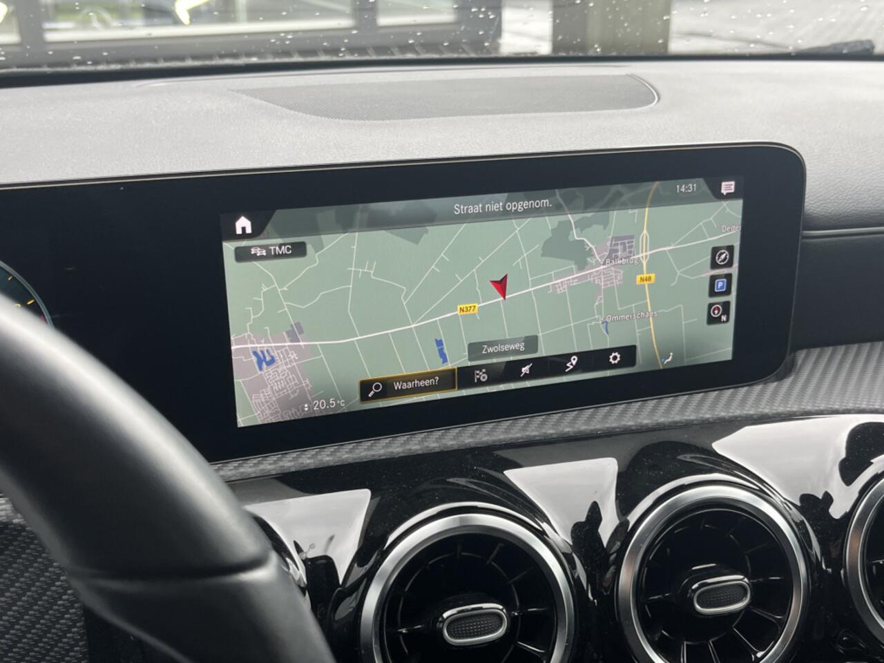 Mercedes-Benz A-KLASSE 180 Business Solution