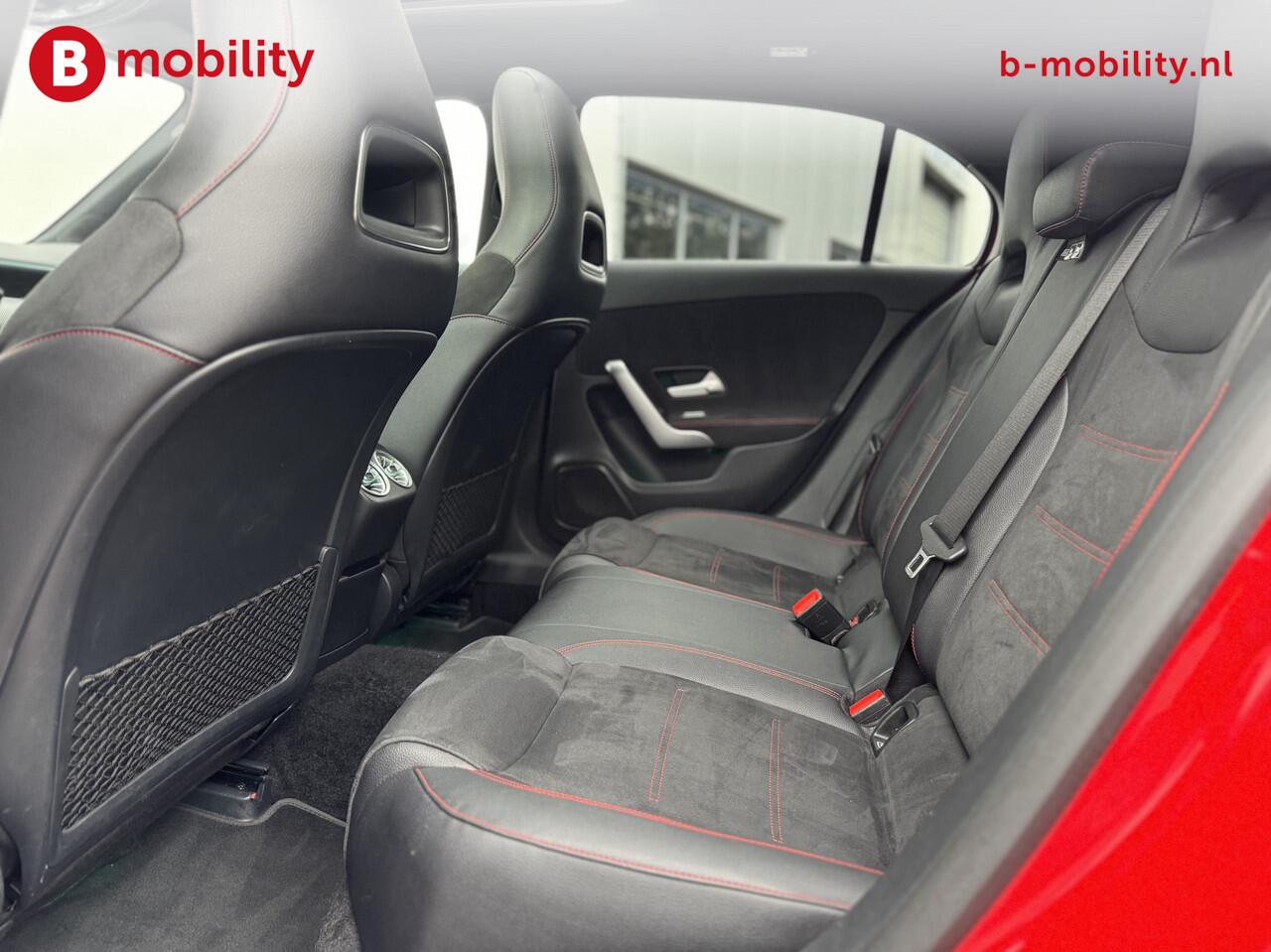 Mercedes-Benz A-KLASSE 180 Business Solution AMG Night Upgrade Automaat Schuif/Kanteldak | Stoelverwarming | Achteruitrijcamera | DAB Audio