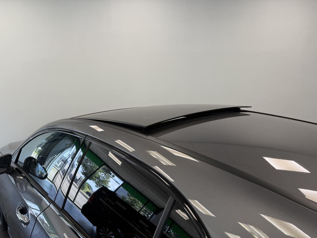 Mercedes-Benz A-KLASSE 180 Business Solution AMG Cruise/CLimate panoramadak PDC Multibeam LED NAP 24 maanden garantie mogelijk (*vraag naar de voorwaarden)