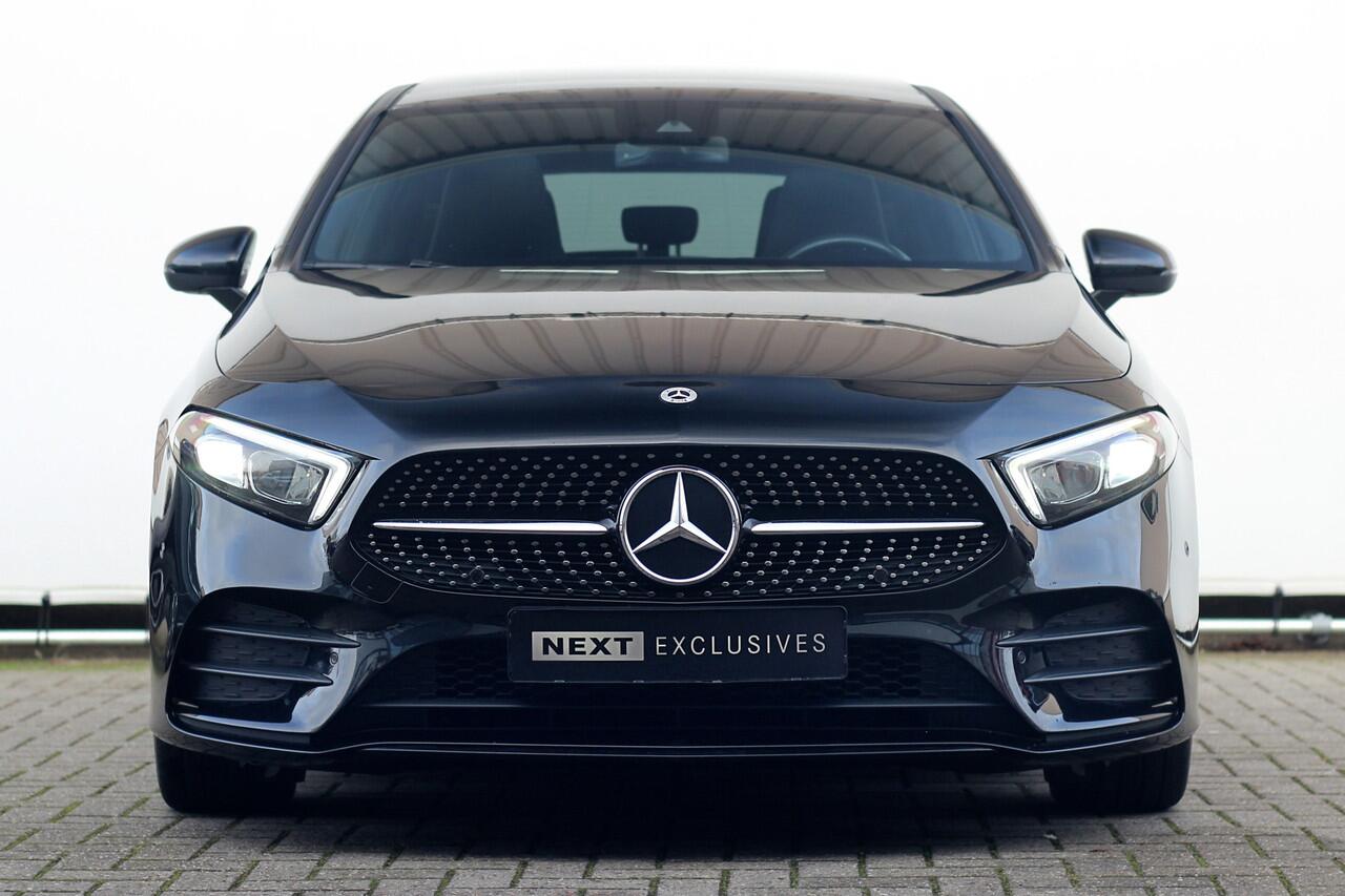 Mercedes-Benz A-KLASSE 180 Business Solution AMG | Pano | Carplay | Sfeer | Night