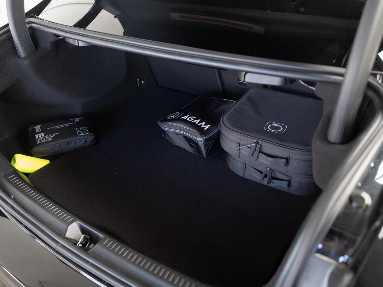 Mercedes-Benz A-KLASSE Limousine 250e Business Solution AMG