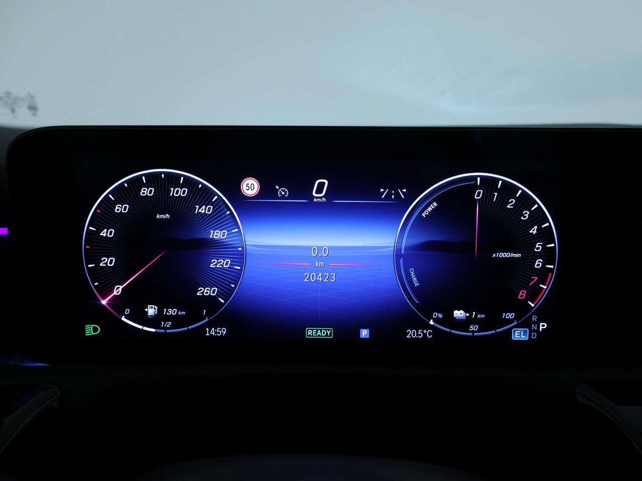 Mercedes-Benz A-KLASSE 250 e Sedan Plug-In Hybride | Progressive Line Advanced Plus | 18 Inch LM velgen | 11 kW Laden | Dodehoek Assist | Stuur en Stoelverwarming | Inclusief 24 maanden MB Certified garantie voor Europa.